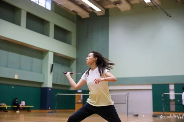 badminton racket swing